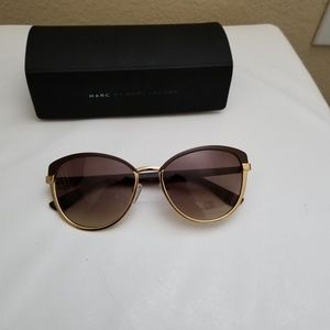 Sunglasss